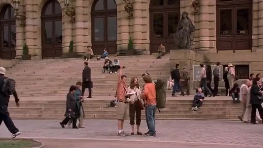 Euroviaje: ¿qué tanto conoces la película? — ¿Con un representante de qué profesión artística ocurrió la pelea en París?