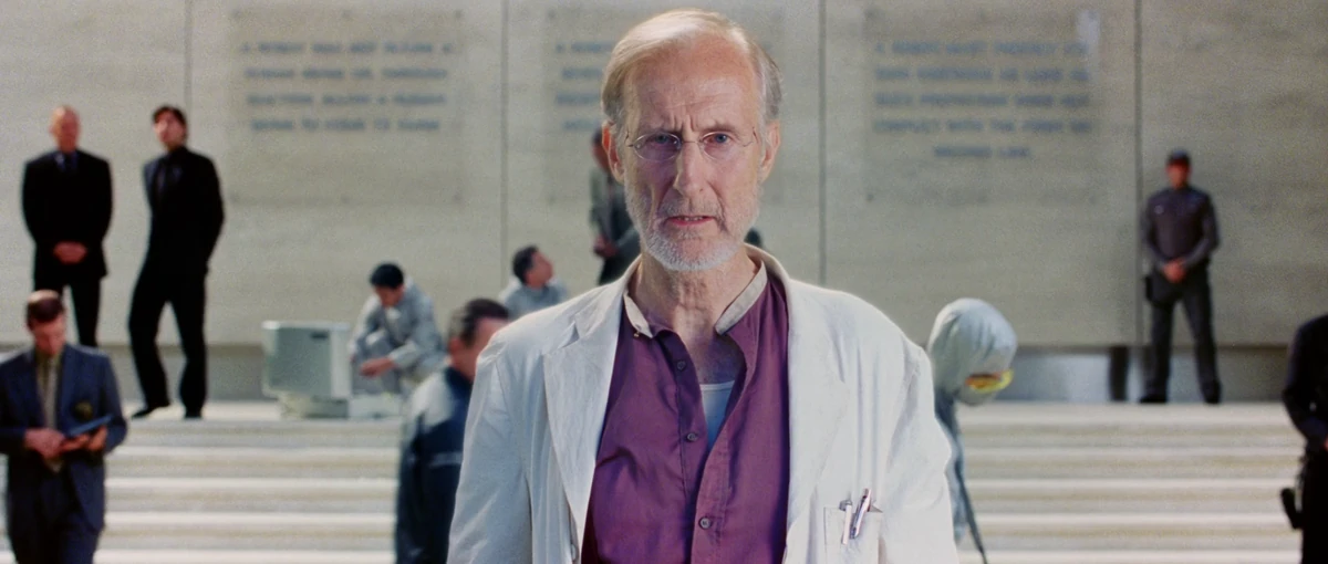 Eu, Robô: teste sobre o filme — É verdade que o Dr. Lanning deixou uma mensagem holográfica para Spooner?