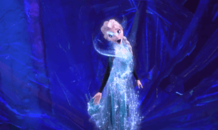¿Anna o Elsa? — Te encuentras sola en un palacio de hielo. ¿Qué haces?