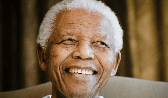 Figura histórica pelo retrato — Este homem tornou-se o símbolo da luta contra o apartheid.