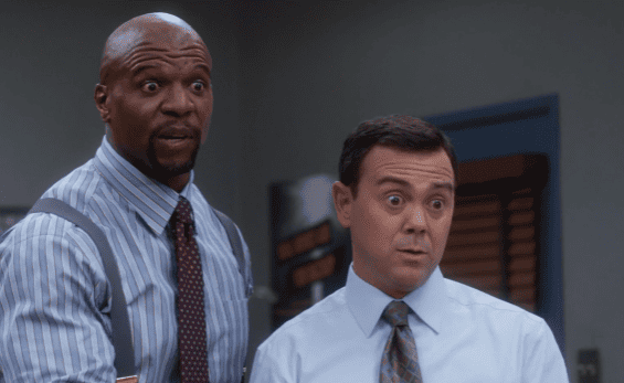 Kim jesteś z serialu „Brooklyn 9-9”? — Na komisariacie zrobiło się cicho. Co robisz?