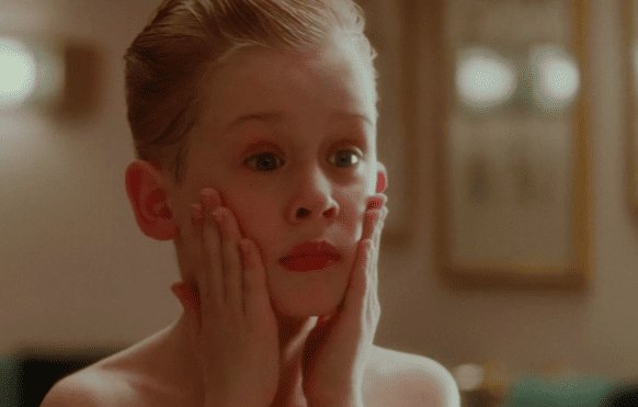 La trama de la película «Solo en casa» — ¿Cuántas veces gritó Kevin en la escena del aftershave?