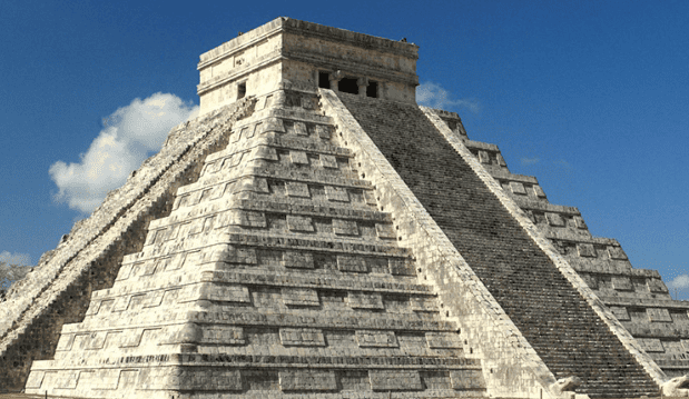 Where is this attraction located? — Chichén Itzá