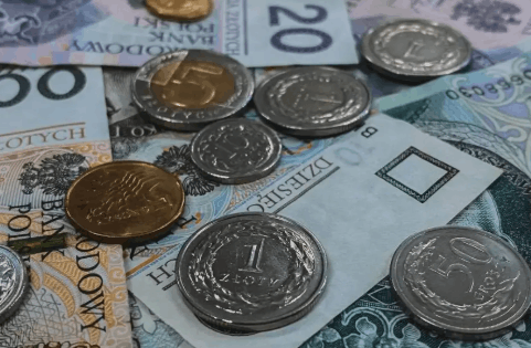Guess the country by its currency — Which country's currency?