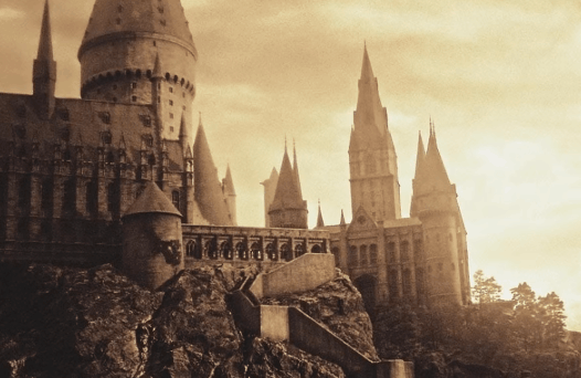 Where was this movie filmed? — Where is the Hogwarts school of magic located?