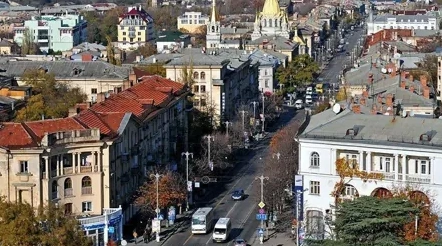 General Geography of Ukraine — Which city is the largest by area?