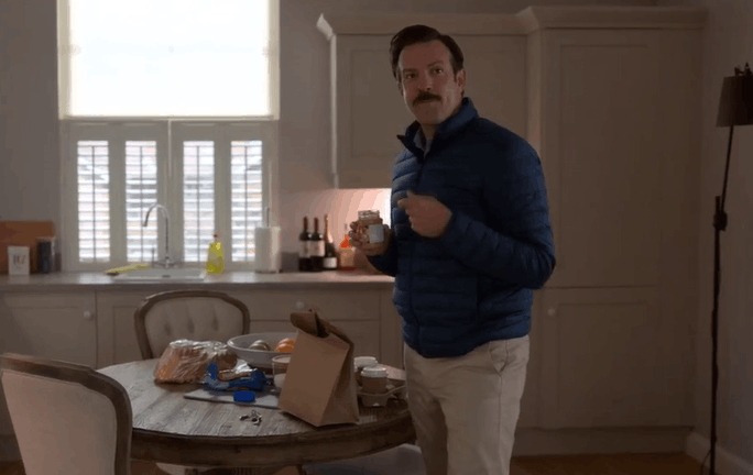 Quiz sur l’intrigue de Ted Lasso — Quel sport Ted Lasso entraînait-il aux États-Unis ?